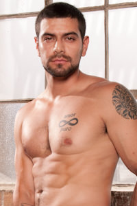 picture of muscular porn star Dominic Sol | hotmusclefucker.com